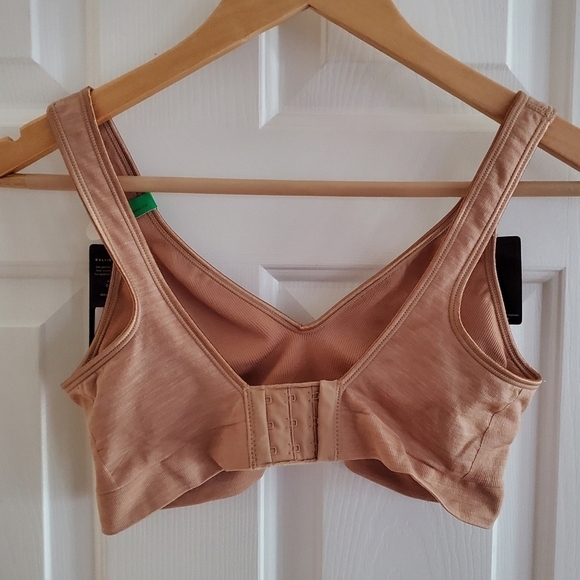 NWT Bali® Comfort Revolution® ComfortFlex Fit® Full-Coverage Wireless Bra 3484 L - Picture 5 of 9